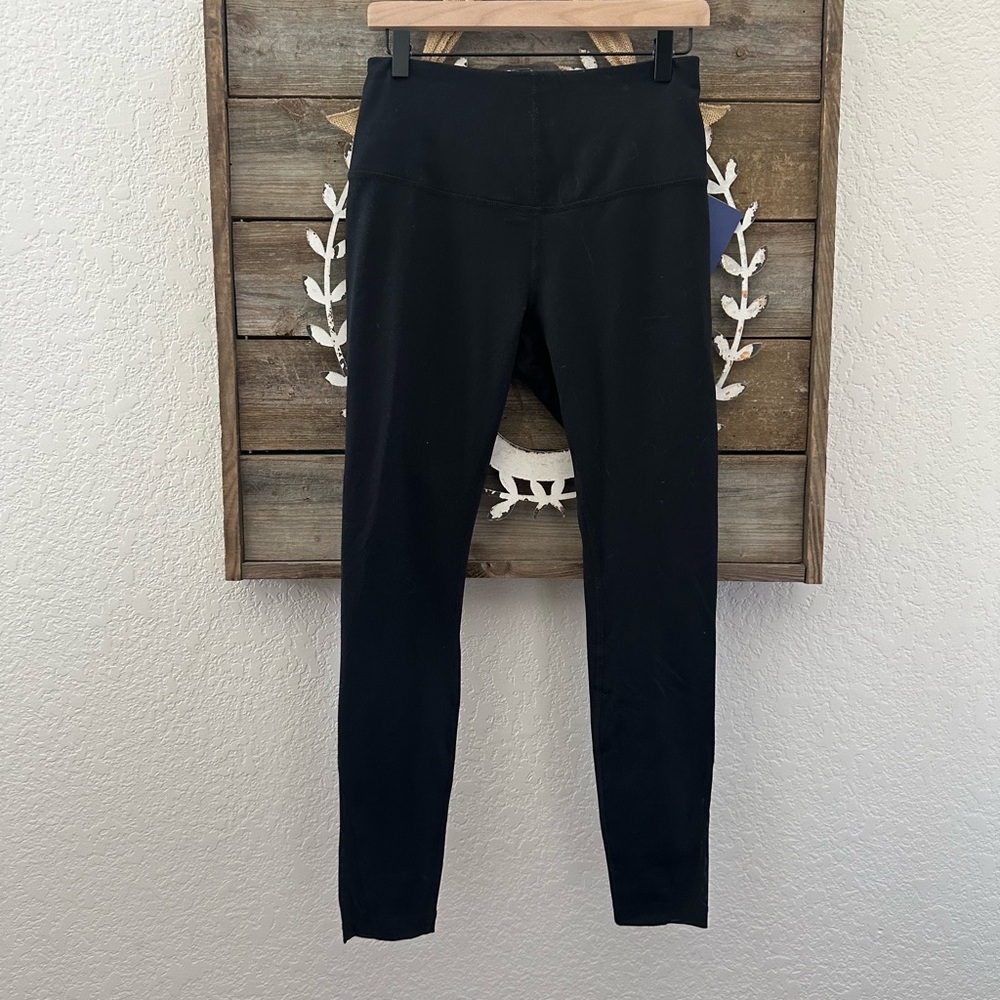 Lysse‎ active black athletic leggings ladies size M NWT